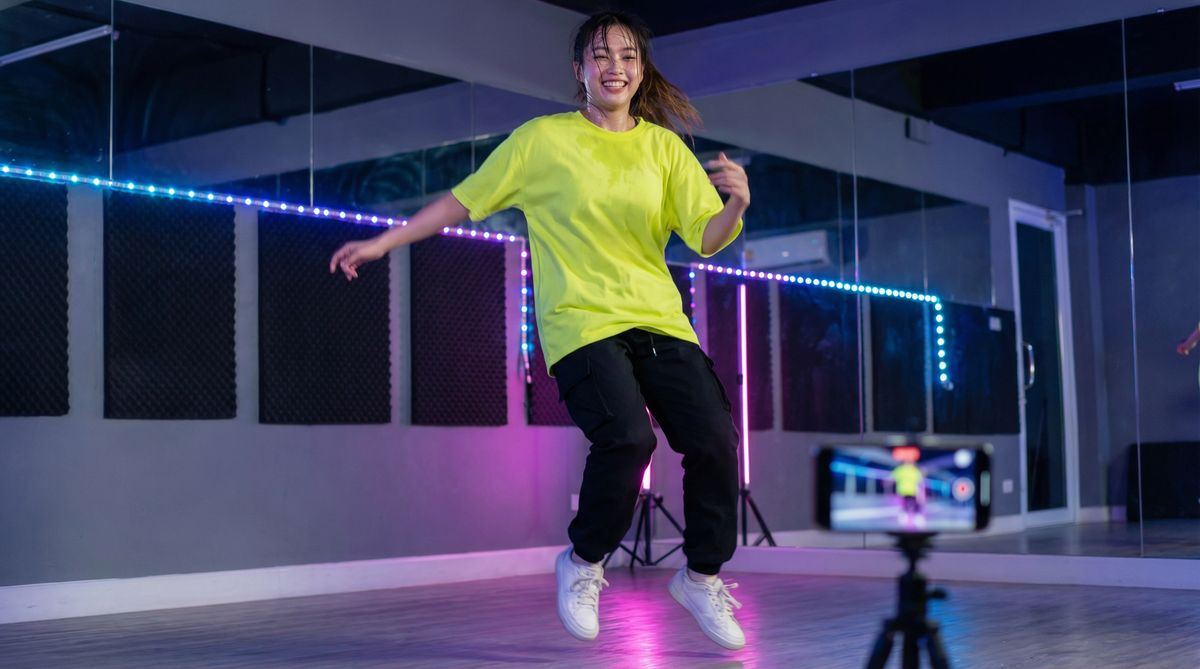 母狗调教舞蹈视频